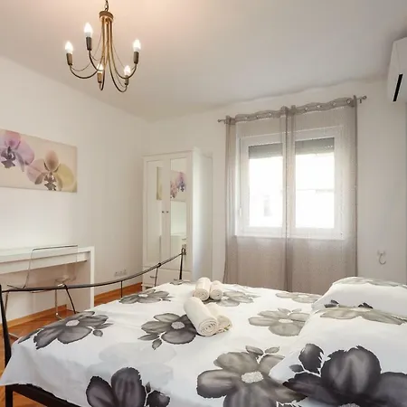 Apartment Marina's Place Split