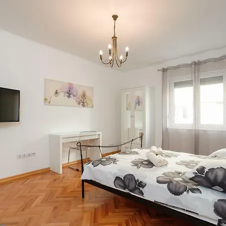 Marina's Place *