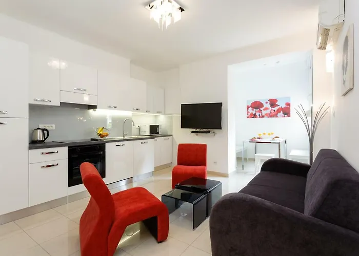 Marina's Place 아파트 *