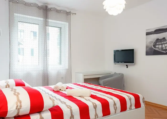 Marina's Place 스플리트