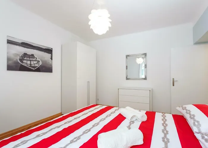 Marina's Place 아파트